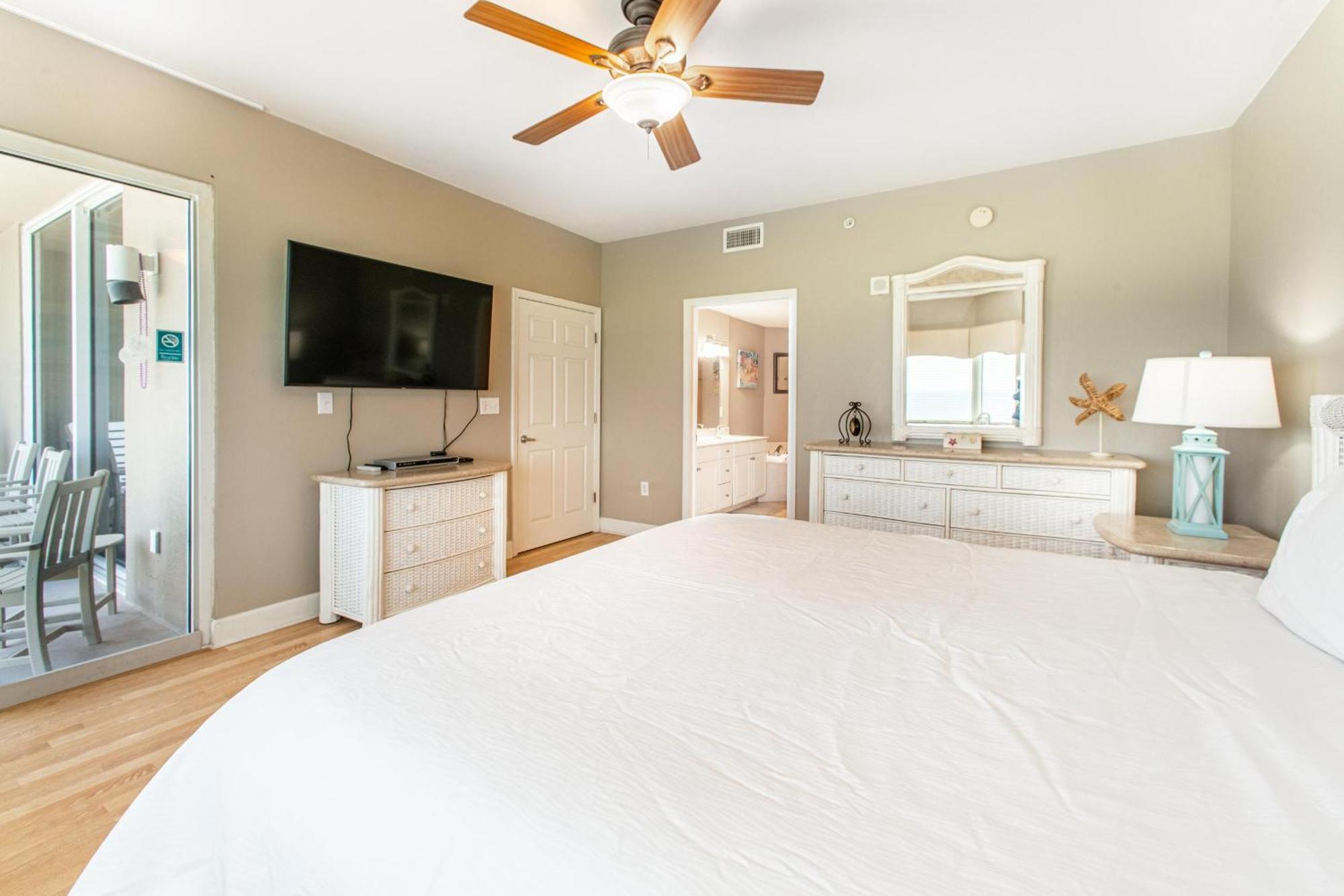 Apartment Tidewater 502 *